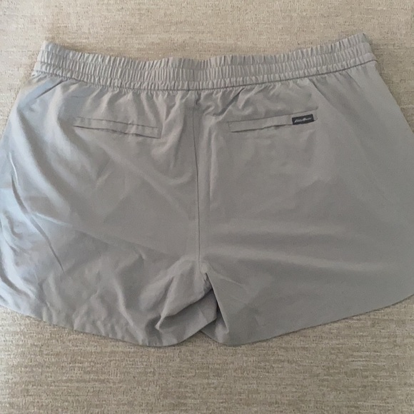 Eddie Bauer gray moisture wicking athletic shorts Size XXL. NWT - Picture 2 of 8